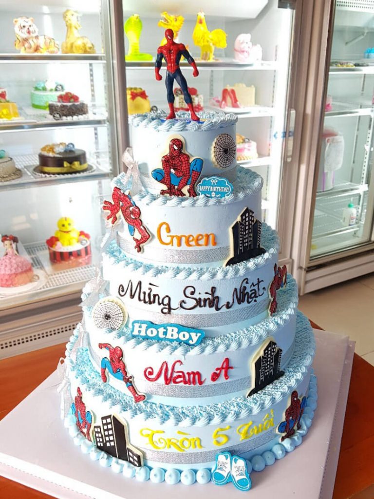 bánh sinh nhật 5 tầng