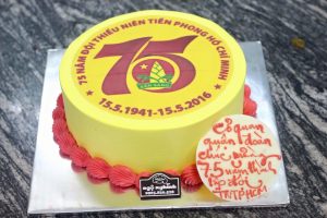 bánh sinh nhật 75