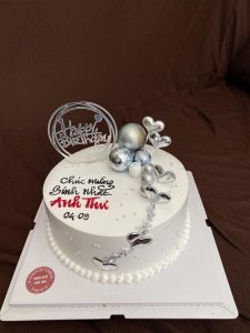 Có nên mua bánh sinh nhật