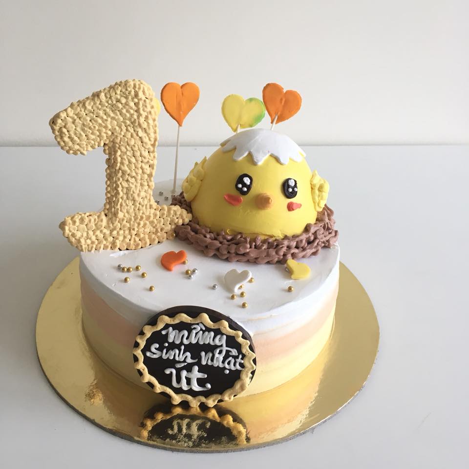 bánh kem sinh nhật em bé