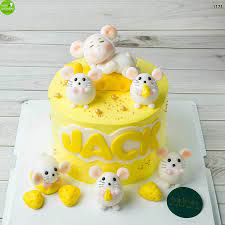 bánh kem sinh nhật hình con chuột