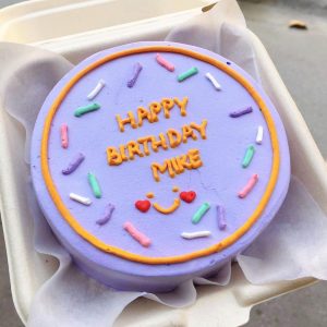 bánh kem sinh nhật nhỏ