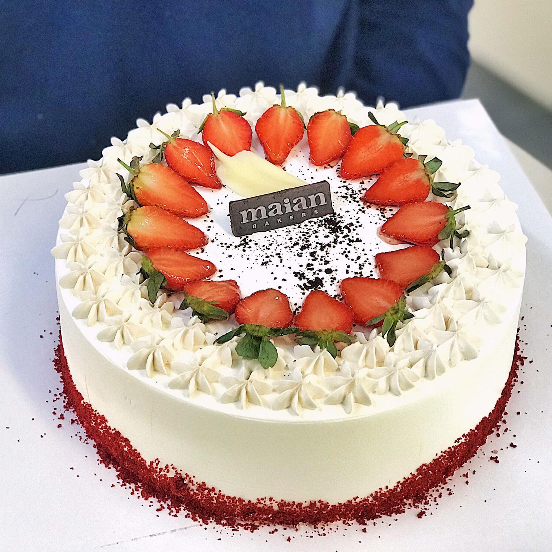 làm bánh kem sinh nhật bằng nồi chiên không dầu