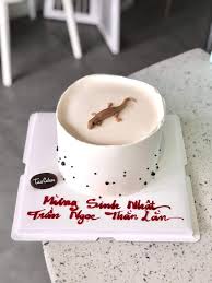 Bánh kem hình con thằn lằn